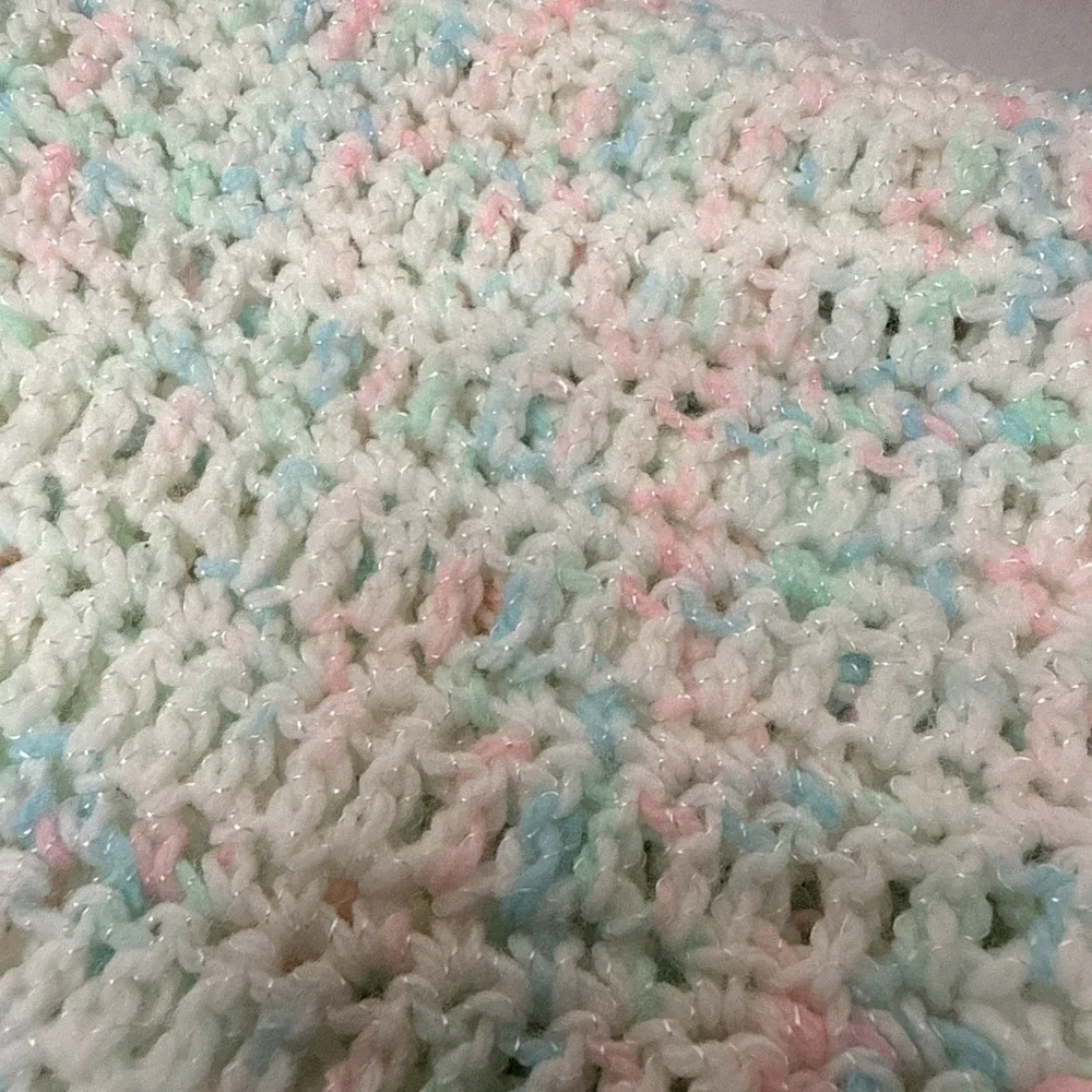 VTG Lacy Granny Scalloped Waffle Stitch Baby Afghan Ruffle Border Pink Blue Mint